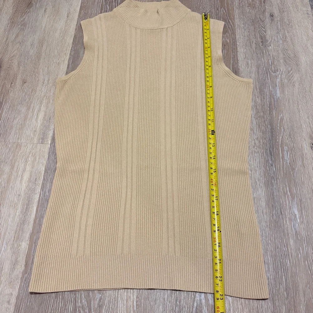 Dress Barn Sleeveless Ribbed High Neck Top Size Medium - Picture 3 of 5